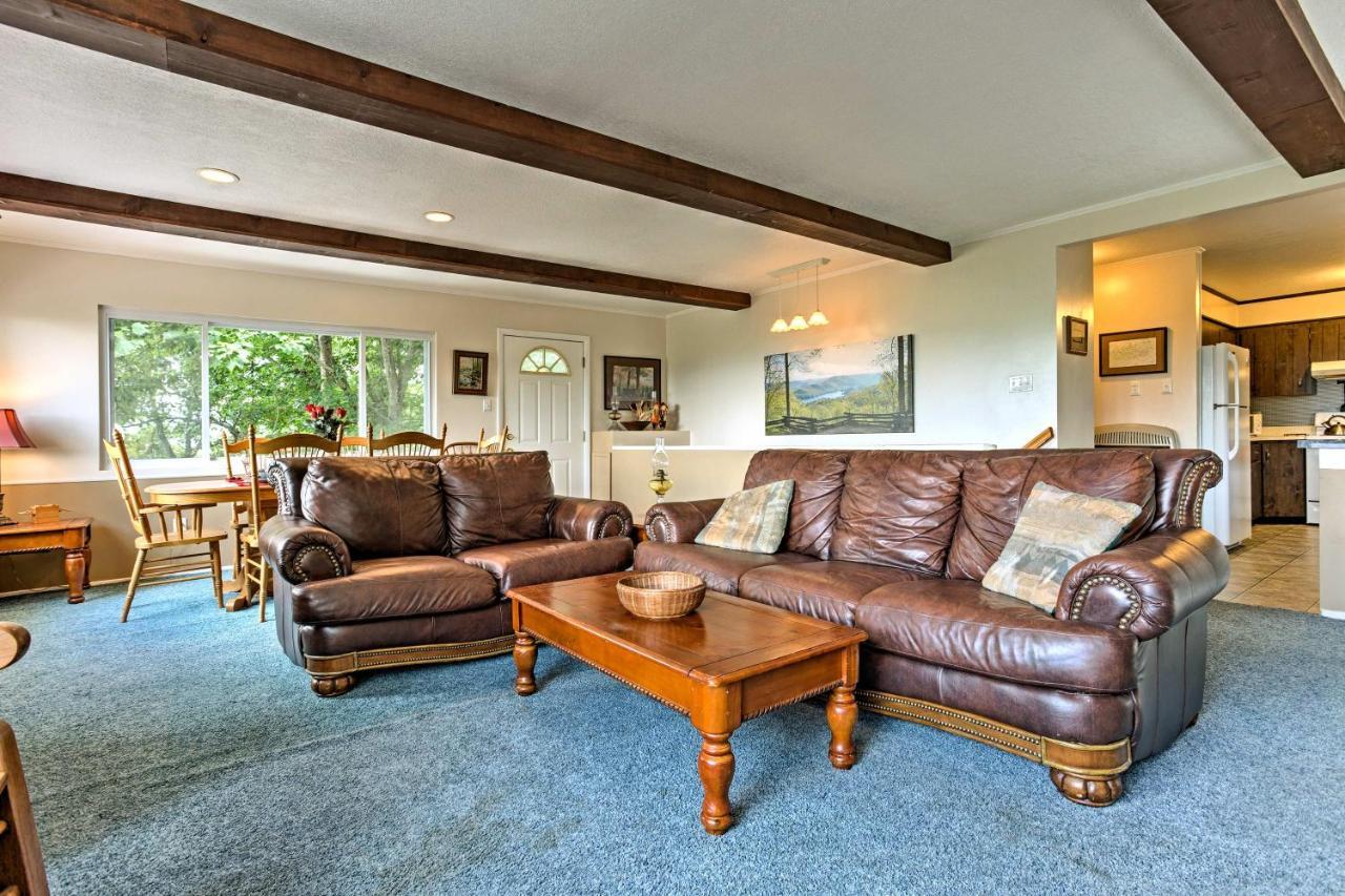 Secluded Mountain Home With Stunning Views And Deck! Bryson City Exterior photo